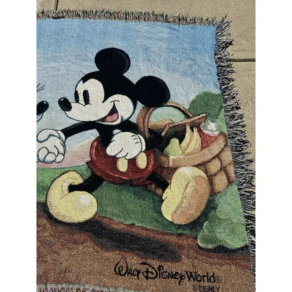 Mickey & Minnie Mouse Blanket Afghan Tapestry Throw Walt Disney World